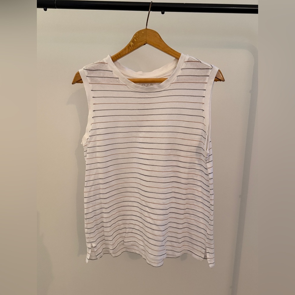 Chic Striped Sleeveless Tee - White and Gray